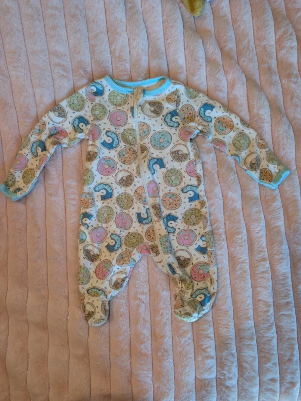 6 Piece Newborn Baby Girl Bodysuit Lot Mixed Brands
